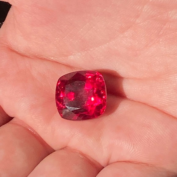 Natural genuine Ruby loose gemstone - Picture 1 of 4
